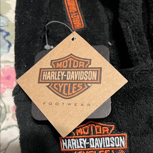 Harley-Davidson Black and Orange Slippers NWT - Picture 2 of 6